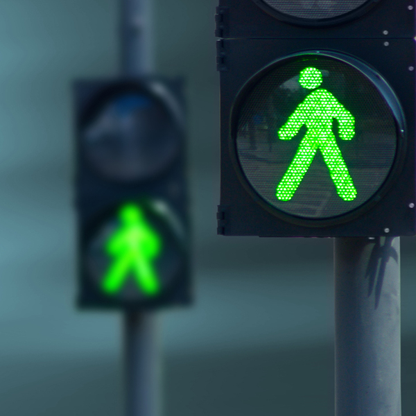 FX Quarterly Newsletter using image of green traffic lights